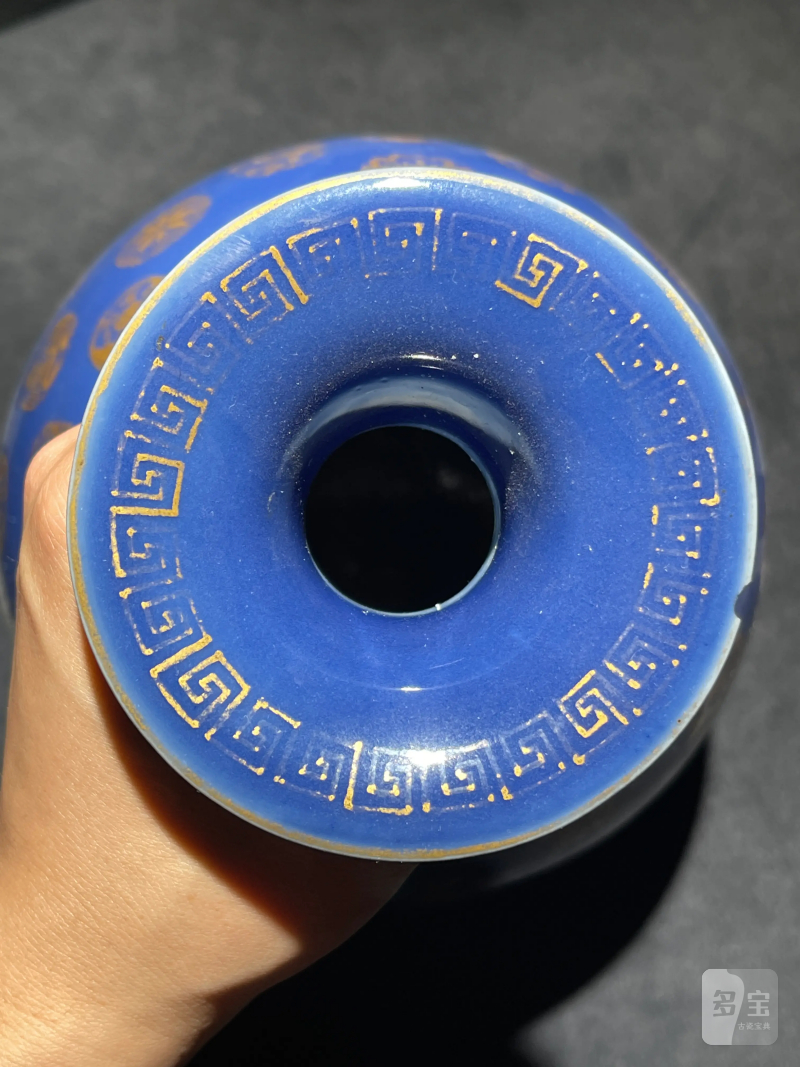 清光绪 祭蓝描金皮球花纹玉壶春瓶 - 图5
